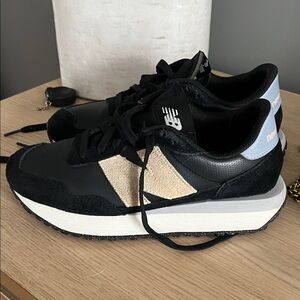 New Balance Women's Black and Cream Sneakers